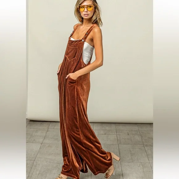 New Wide Leg Velvet Jumpsuit Overalls with Pockets - Picture 3 of 7